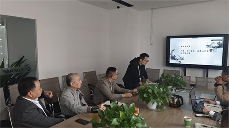 以AI視頻聯(lián)網(wǎng)報(bào)警服務(wù)為立足點(diǎn)，加大AI技術(shù)在各環(huán)境中的應(yīng)用