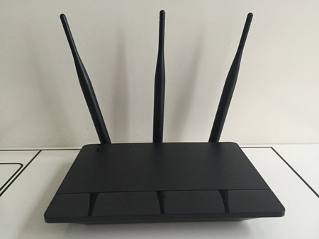 當路由器出現(xiàn)光纖不達標、掉線等情況時，可以這樣處理