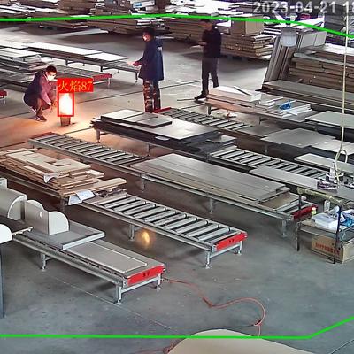 不同于傳統(tǒng)安防服務(wù)有繁復(fù)，AI視頻監(jiān)控以其便利、快捷的優(yōu)勢(shì)成為目前民用安防市場(chǎng)的新寵